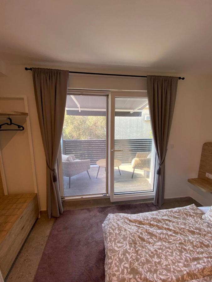 Apartmani Kumenat Биоград-на-Мору Экстерьер фото